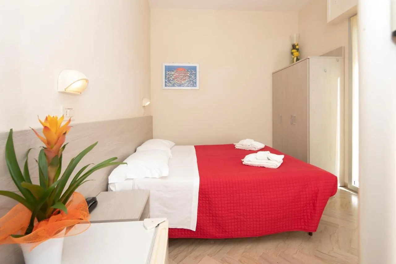 Hotel Lem ريميني