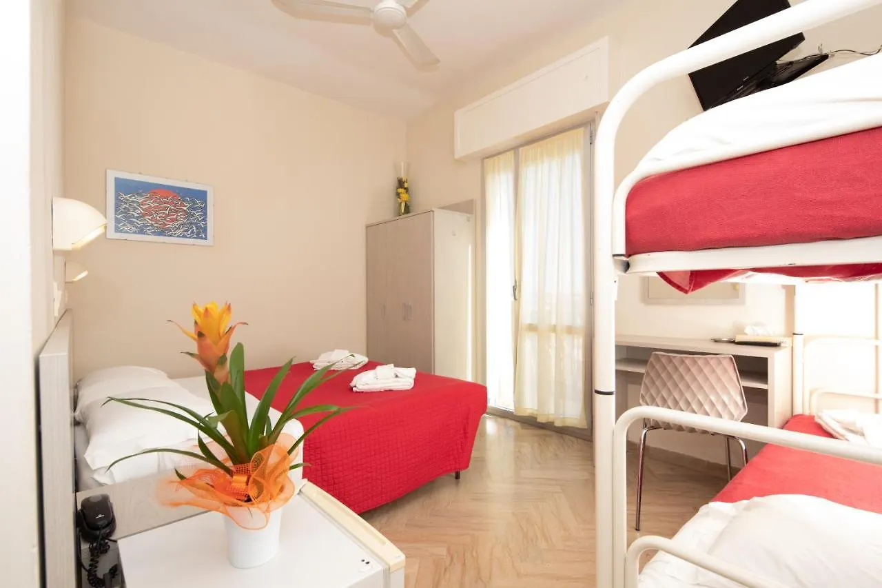 Hotel Lem ريميني